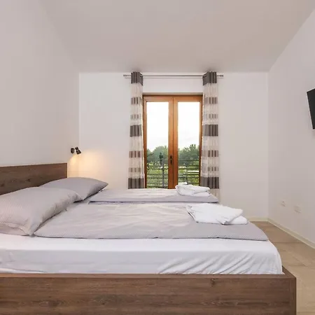Holiday House Evida Porec Exterior photo