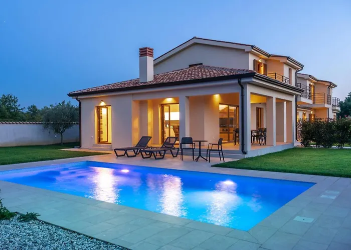 Holiday House Evida